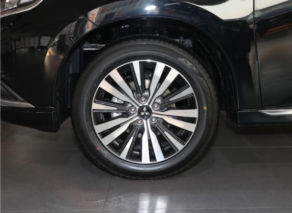 欧蓝德 2021款 改款 2.0L 两驱畅享版 5座 其他细节类   前轮