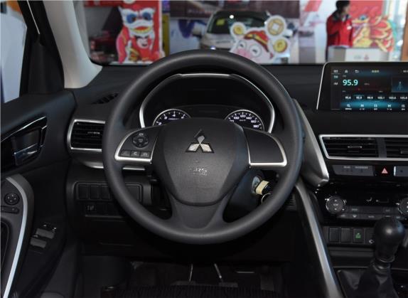 奕歌 2018款 1.5T 手动两驱青春版 中控类   驾驶位