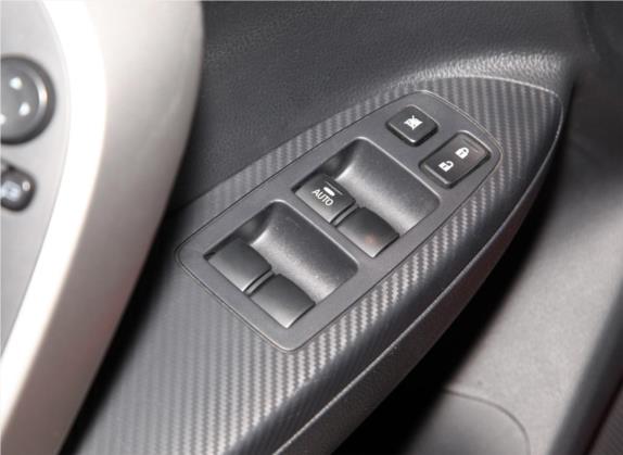 奕歌 2019款 1.5T CVT四驱真我版 国V 车厢座椅   门窗控制