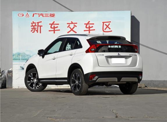 奕歌 2021款 1.5T CVT两驱信念版 外观   斜后