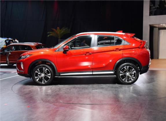 奕歌 2021款 1.5T CVT四驱燃情版 外观   正侧