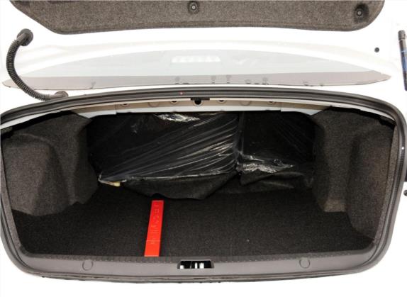 风迪思 2013款 1.6L 手动舒适型 车厢座椅   后备厢