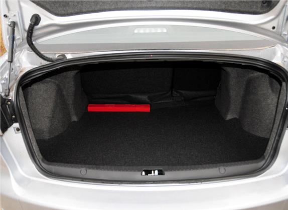 风迪思 2013款 1.8L 手动舒适型 国IV 车厢座椅   后备厢
