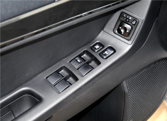 风迪思 2013款 1.8L 手动舒适型 国IV 车厢座椅   门窗控制
