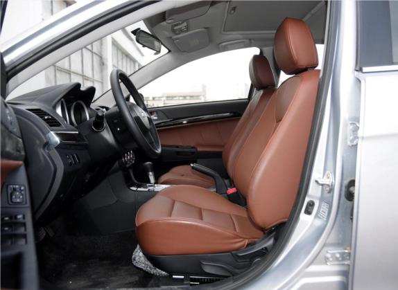 风迪思 2013款 1.8L 自动豪华型 国IV 车厢座椅   前排空间