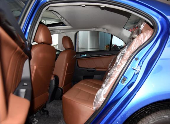 风迪思 2013款 1.8L 自动旗舰型 国IV 车厢座椅   后排空间