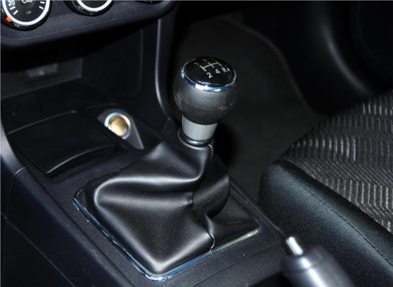 风迪思 2013款 1.8L 手动舒适型 国V 中控类   挡把