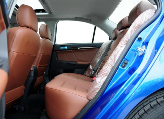 风迪思 2013款 1.8L 自动豪华型 国V 车厢座椅   后排空间