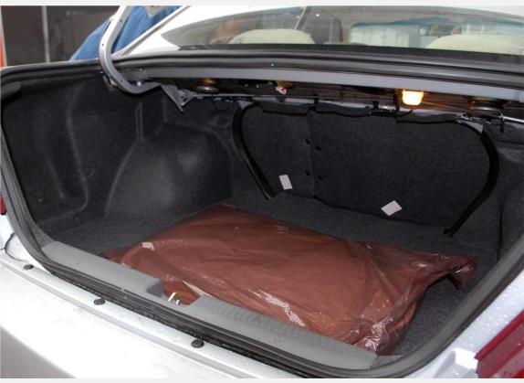 蓝瑟 2006款 1.6L 手动舒适型SEi 车厢座椅   后备厢