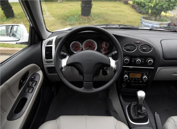 蓝瑟 2015款 1.6L 手动乐购版 中控类   驾驶位