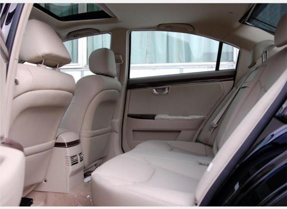 三菱戈蓝 2009款 2.0L 铭仕版 车厢座椅   后排空间