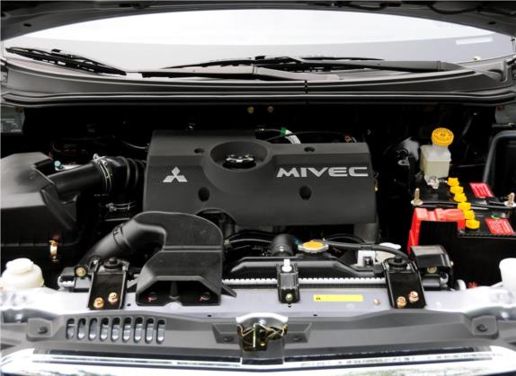 君阁 2011款 2.0L 手动挡经典型 其他细节类   发动机舱