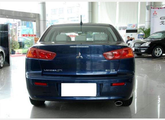 翼神 2010款 时尚版 1.8L 手动舒适型 外观   正后