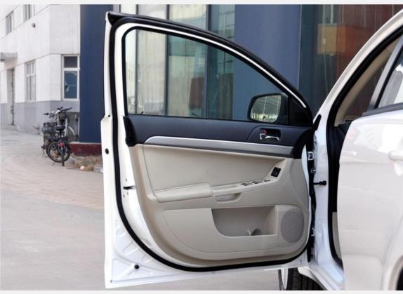 翼神 2010款 时尚版 1.8L CVT舒适型 车厢座椅   前门板