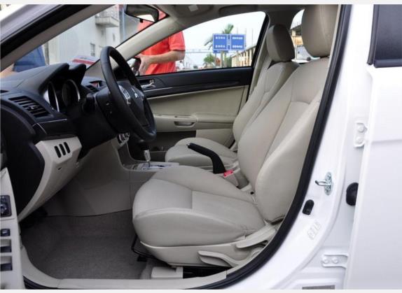 翼神 2010款 时尚版 1.8L CVT豪华型 车厢座椅   前排空间