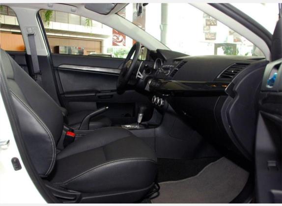 翼神 2010款 致尚版 1.8L CVT豪华型 车厢座椅   前排空间