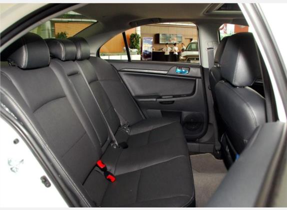 翼神 2010款 致尚版 1.8L CVT豪华型 车厢座椅   后排空间