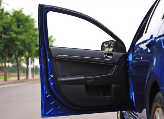 翼神 2011款 致尚版 1.8L CVT豪华型 车厢座椅   前门板