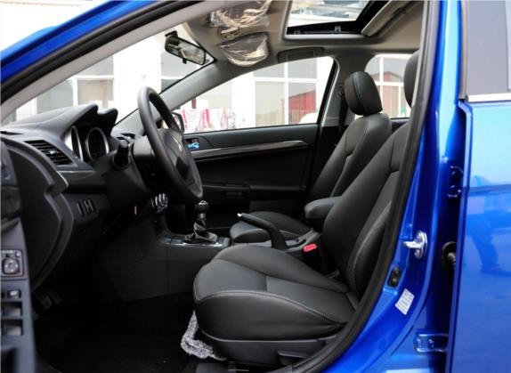 翼神 2011款 致尚版 1.8L 手动豪华型 车厢座椅   前排空间