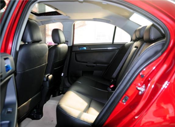 翼神 2011款 致尚版 1.8L 手动豪华型 车厢座椅   后排空间