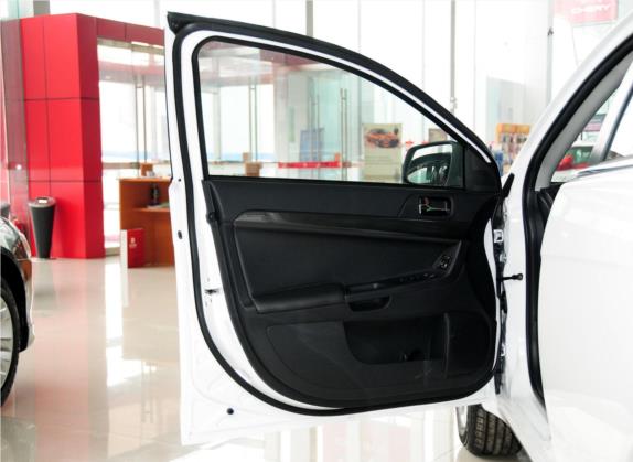 翼神 2012款 时尚版 1.8L CVT舒适型 车厢座椅   前门板