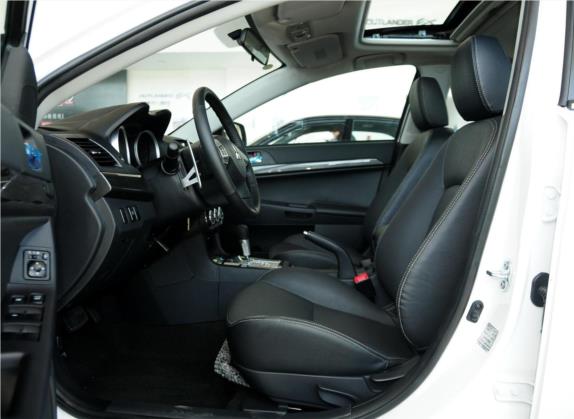 翼神 2012款 致尚版 1.8L CVT豪华型 车厢座椅   前排空间