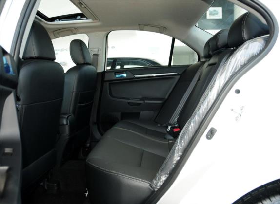 翼神 2012款 致尚版 1.8L CVT豪华型 车厢座椅   后排空间