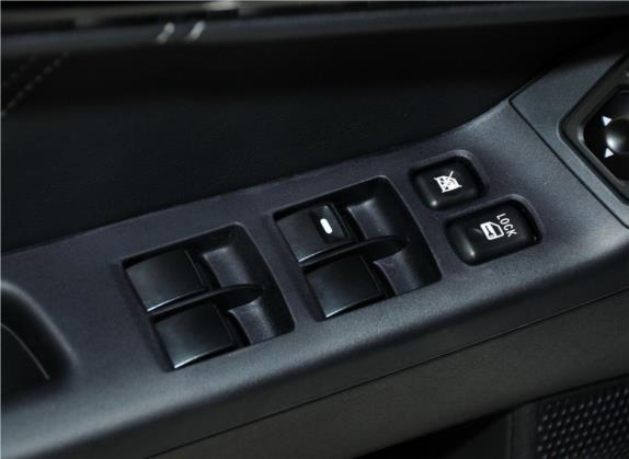 翼神 2012款 经典 2.0L CVT黑白版 车厢座椅   门窗控制