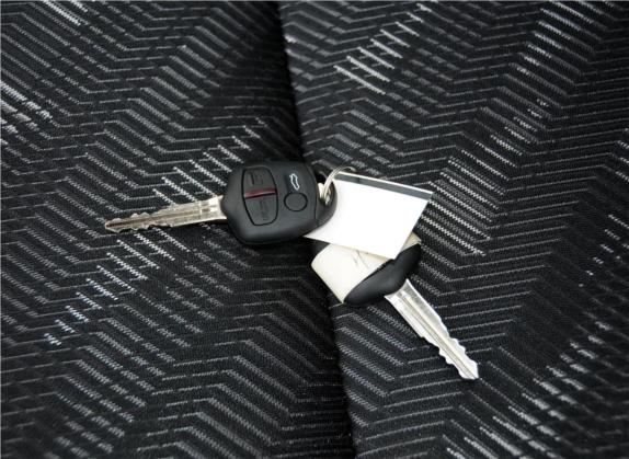翼神 2013款 时尚版 1.8L CVT舒适型 其他细节类   钥匙