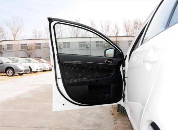 翼神 2013款 时尚版 1.8L CVT舒适型 车厢座椅   前门板