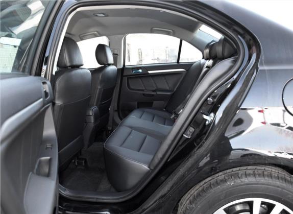 翼神 2015款 1.8L CVT时尚版 国IV 车厢座椅   后排空间
