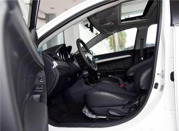 翼神 2015款 1.8L 手动致尚版 国IV 车厢座椅   前排空间