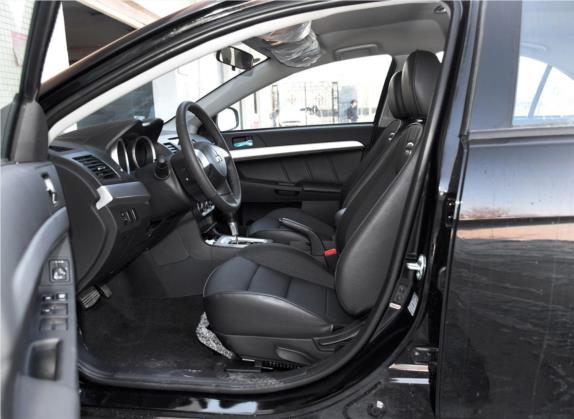 翼神 2015款 1.8L CVT时尚版 国V 车厢座椅   前排空间