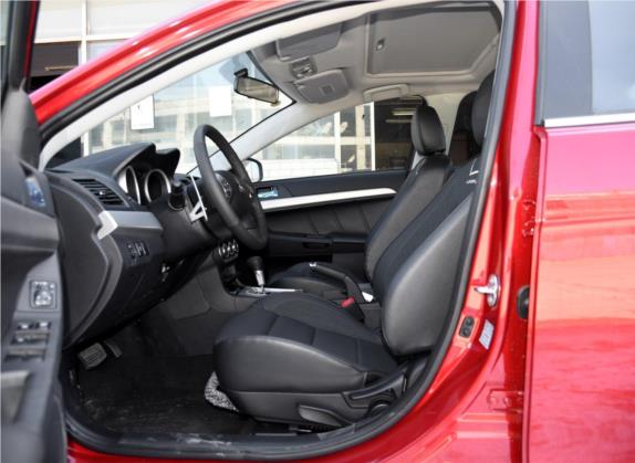 翼神 2015款 1.8L CVT致尚版 国V 车厢座椅   前排空间