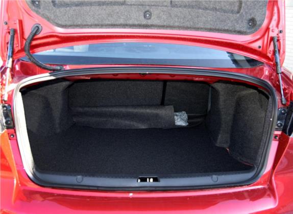 翼神 2015款 1.8L CVT致尚版 国V 车厢座椅   后备厢