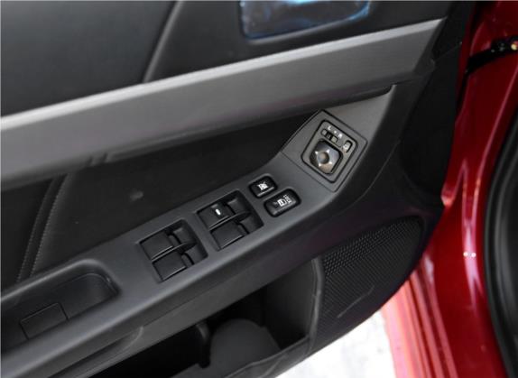 翼神 2015款 1.8L CVT致尚版 国V 车厢座椅   门窗控制