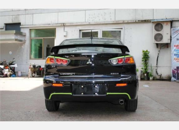 翼神 2015款 1.8L 手动魅影版 外观   正后