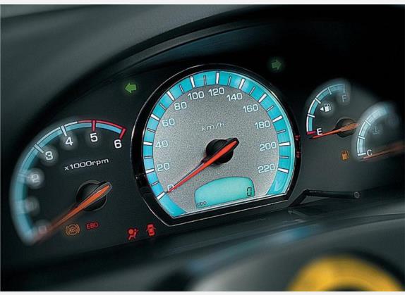 雷斯特 2006款 RX320G SD豪华型 中控类   仪表盘