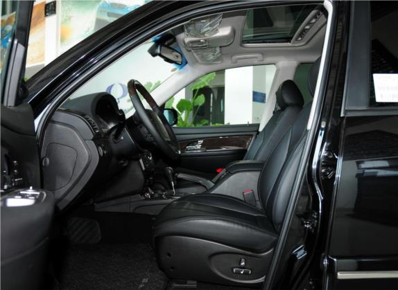 雷斯特 2011款 2.7T 四驱豪华导航版 车厢座椅   前排空间