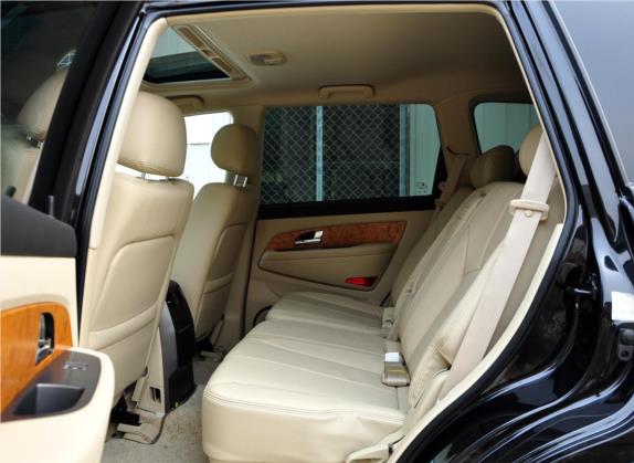 雷斯特 2011款 3.2L 四驱豪华导航版 车厢座椅   后排空间