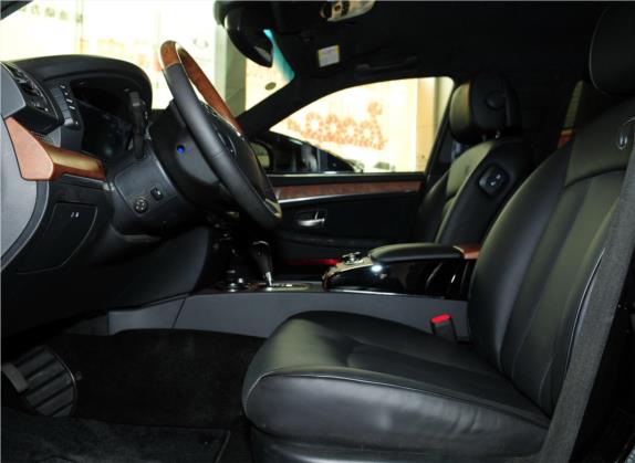 主席 2012款 3.6 CW700L加长版 车厢座椅   前排空间
