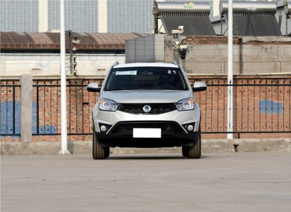 柯兰多 2015款 2.0L 两驱手动致纯版 外观   正前