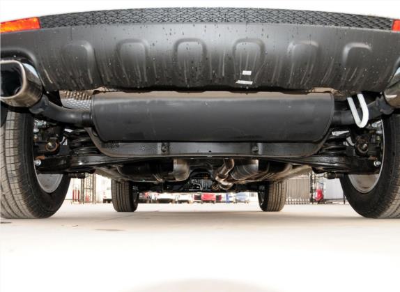 柯兰多 2015款 2.0L 两驱自动致享版 其他细节类   后悬架