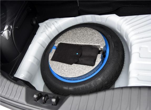 蒂维拉 2015款 1.6L 自动两驱致尚版 其他细节类   备胎