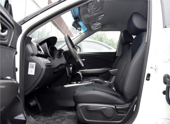 蒂维拉 2015款 1.6L 自动两驱致尚版 车厢座椅   前排空间