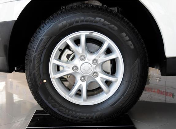 爱腾 2011款 2.0T 四驱豪华柴油版 其他细节类   前轮
