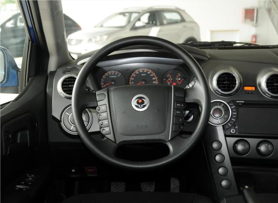 爱腾 2011款 2.3L 两驱舒适汽油版 中控类   驾驶位