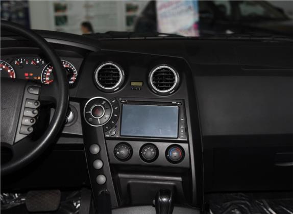 爱腾 2014款 2.3L 两驱自动舒适汽油版 中控类   中控台