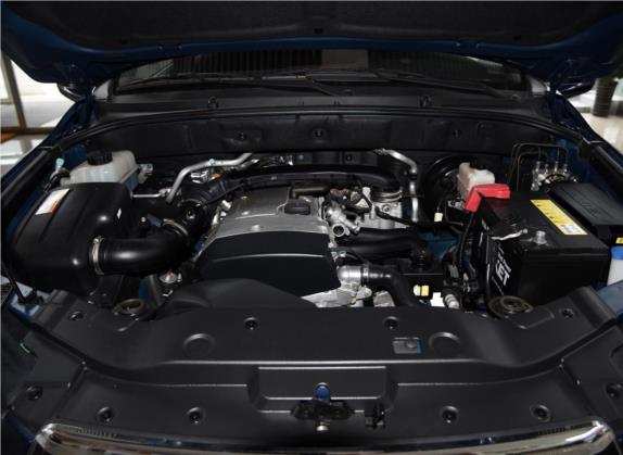 爱腾 2014款 2.3L 两驱自动舒适汽油版 其他细节类   发动机舱
