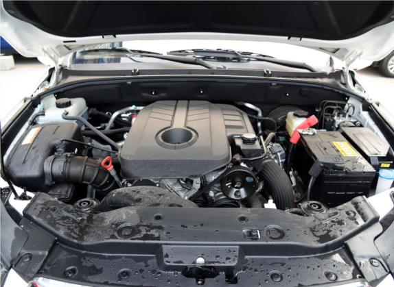 爱腾 2014款 2.0T 两驱手动进取柴油版 其他细节类   发动机舱